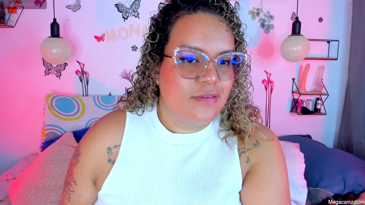 Monica_bbw_