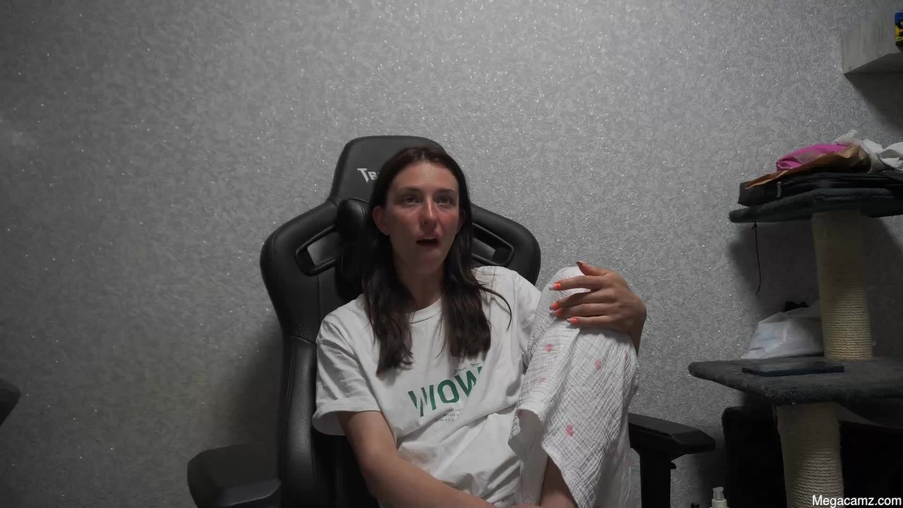 Your_little_flexible_girl