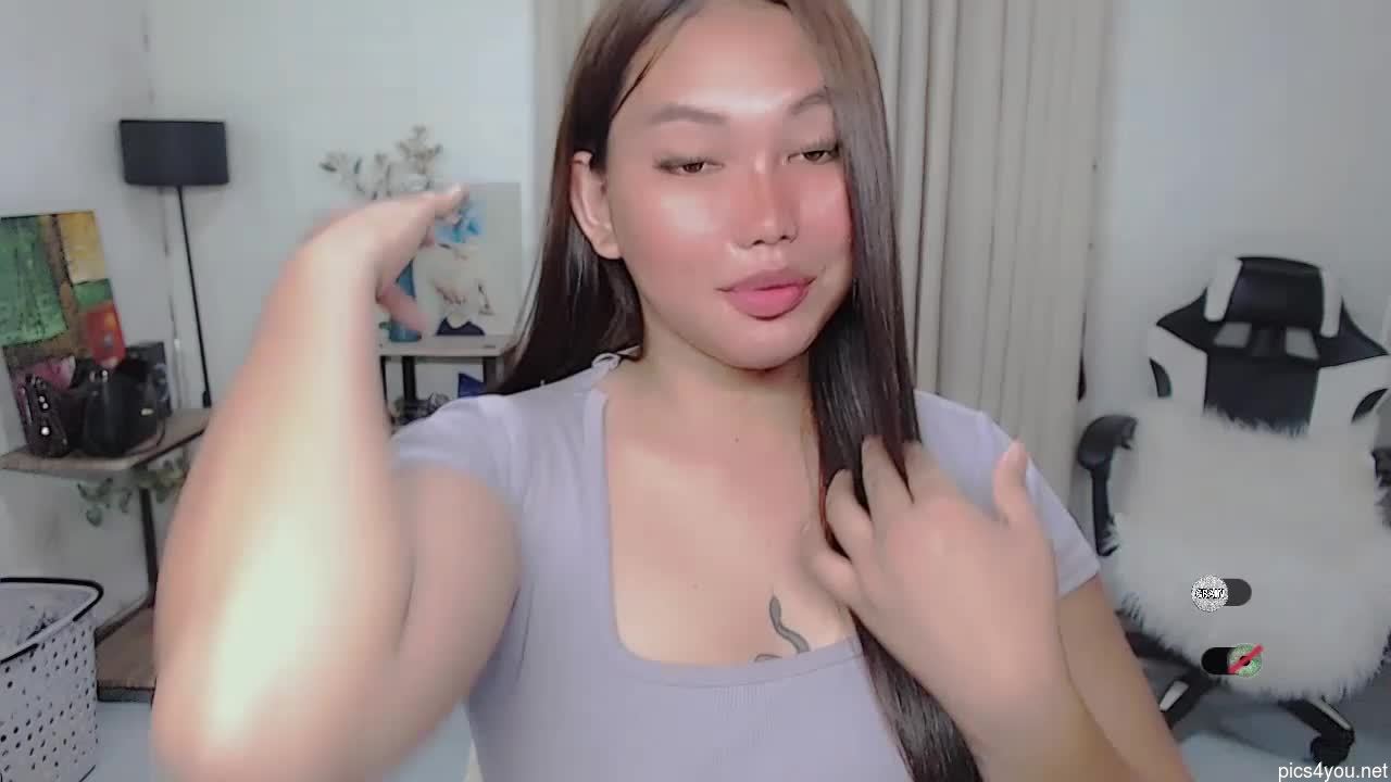 Urasiangirl_megan